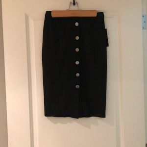 Button black velvet pencil skirt